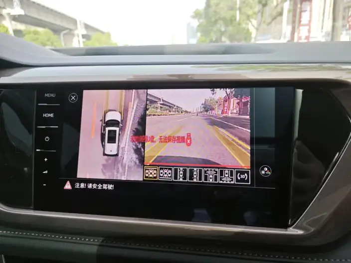Volkswagen Tharu 2021 Model 330TSI 4WD Deluxe Edition – фото 17