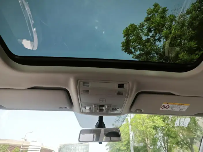 Volkswagen Tharu 2021 Model 330TSI 4WD Deluxe Edition – фото 18