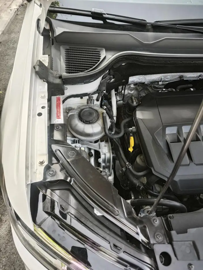 Volkswagen Tharu 2021 Model 330TSI 4WD Deluxe Edition – фото 20