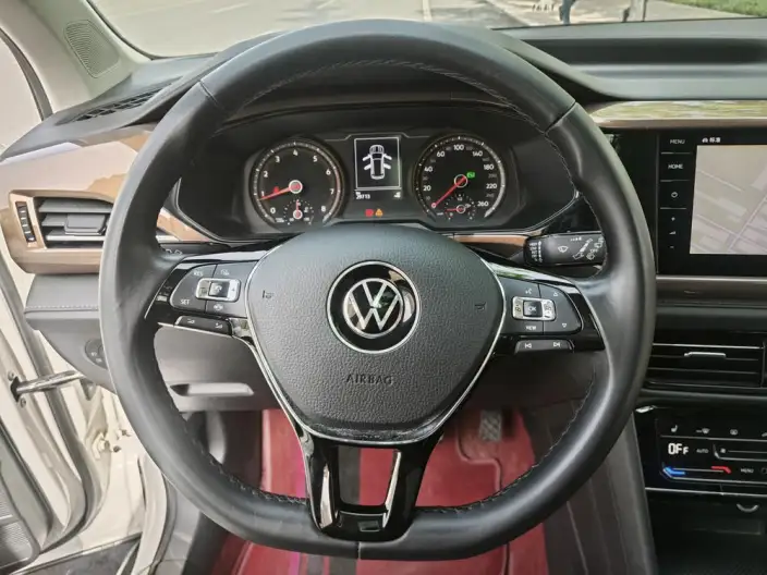 Volkswagen Tharu 2021 Model 330TSI 4WD Deluxe Edition – фото 23