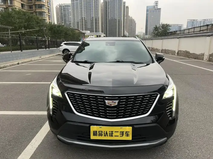 Cadillac XT4 2022 Model 28T 2WD Luxury Model – фото 2
