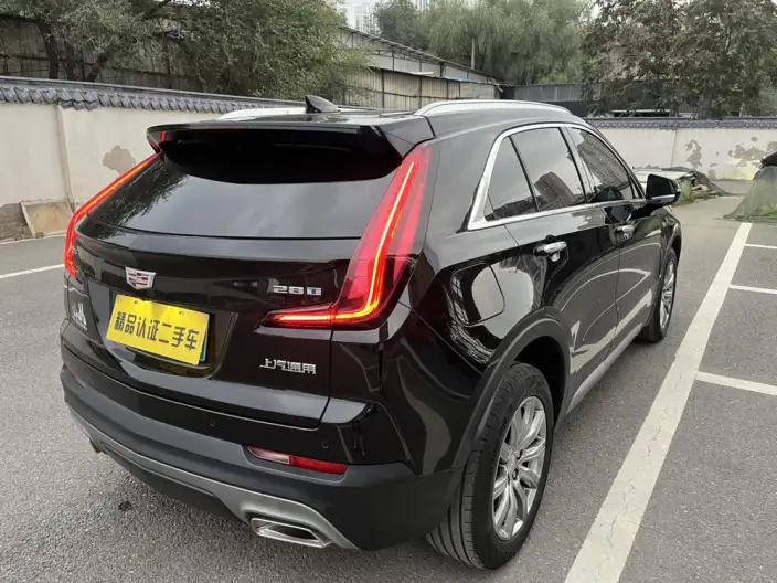 Cadillac XT4 2022 Model 28T 2WD Luxury Model – фото 7