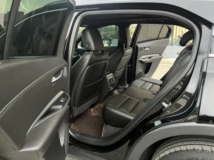 Cadillac XT4 2022 Model 28T 2WD Luxury Model – фото 15
