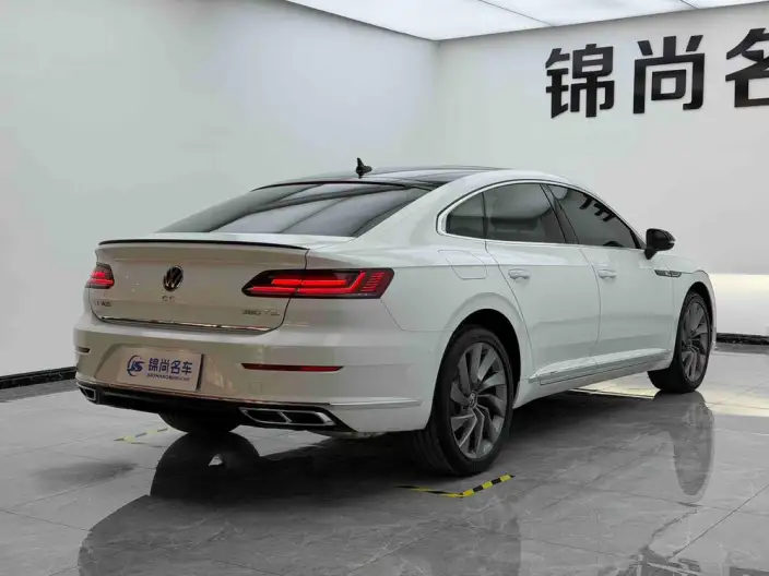 Volkswagen CC 2024 Model 380TSI Eye-catching version – фото 6