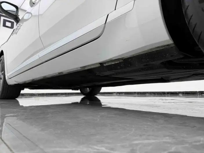 Volkswagen CC 2024 Model 380TSI Eye-catching version – фото 12