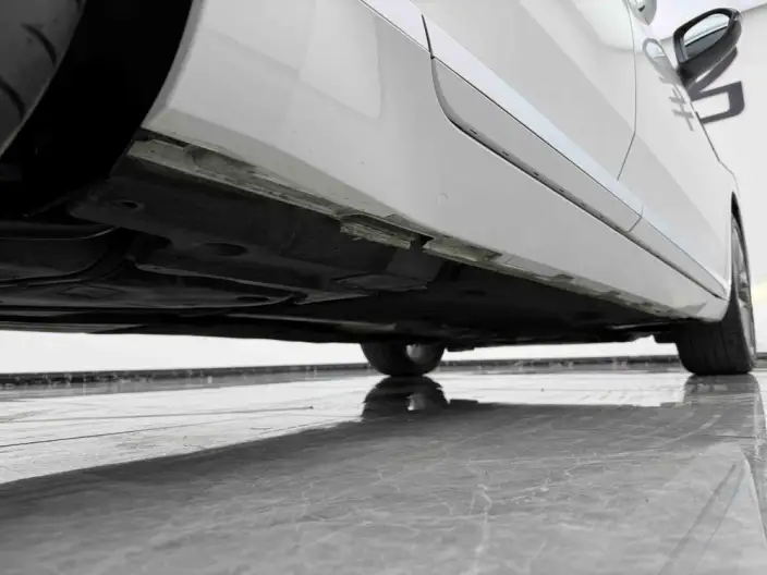 Volkswagen CC 2024 Model 380TSI Eye-catching version – фото 13