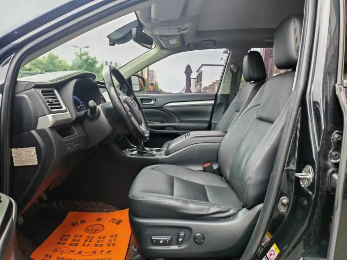 Toyota Highlander 2021 Model 2.0T 4WD Deluxe Edition 7 seat – фото 11