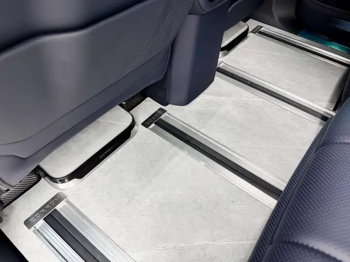 ZEEKR 9X 2025 Model Hyper Edition 70kWh VI seat – фото 7