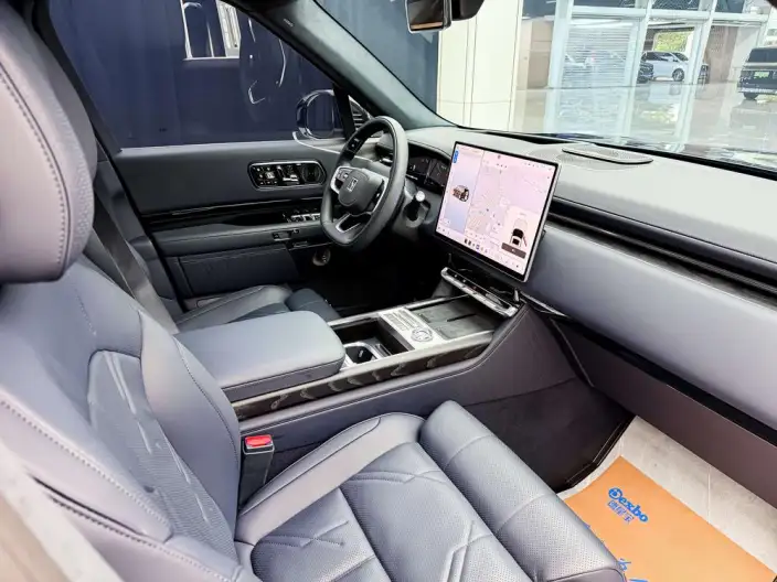 ZEEKR 9X 2025 Model Hyper Edition 70kWh VI seat – фото 12