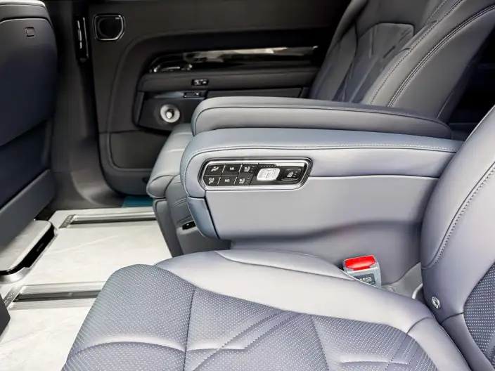 ZEEKR 9X 2025 Model Hyper Edition 70kWh VI seat – фото 16