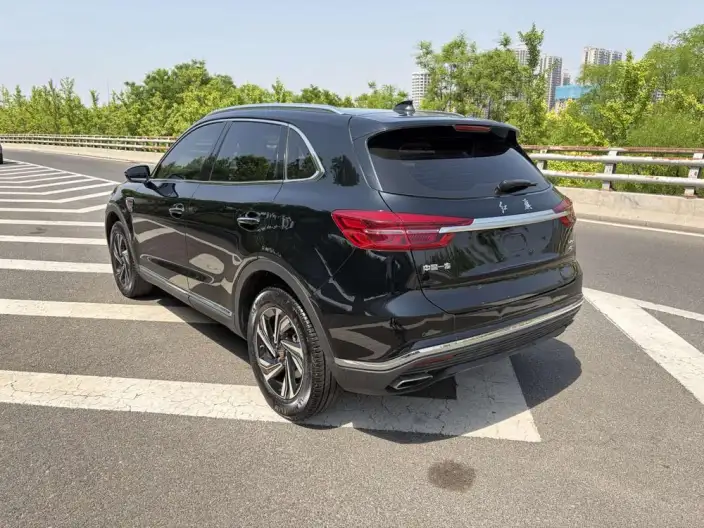 Hongqi HS5 2022 Model 2.0T Smart Flag Enjoy Edition – фото 5