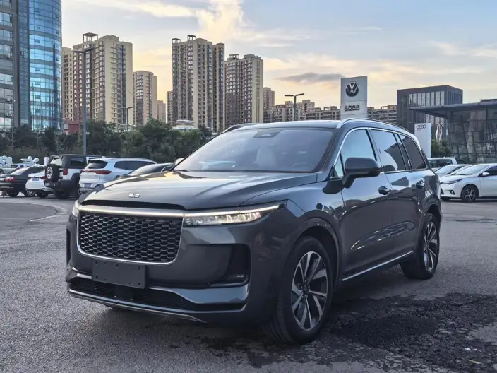 Li Auto ONE 2021 Model Extended Range 6 seat Edition – фото 1