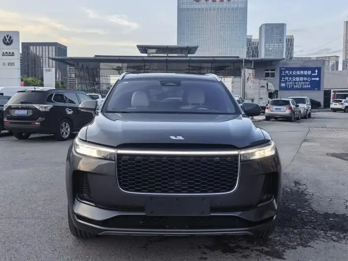 Li Auto ONE 2021 Model Extended Range 6 seat Edition – фото 2