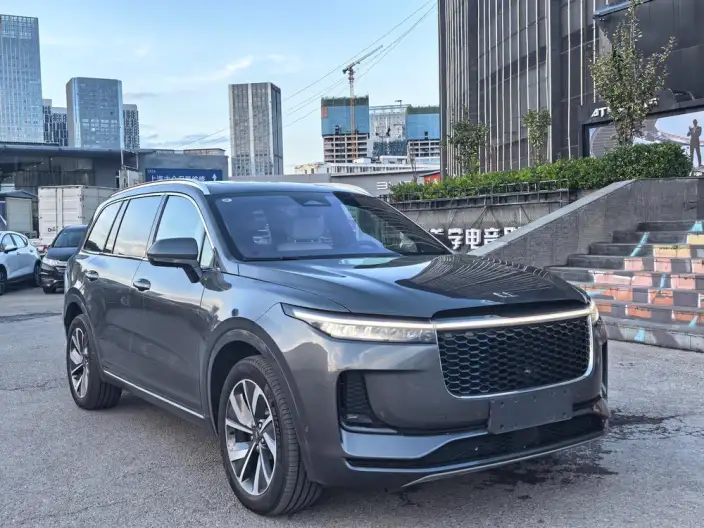 Li Auto ONE 2021 Model Extended Range 6 seat Edition – фото 3