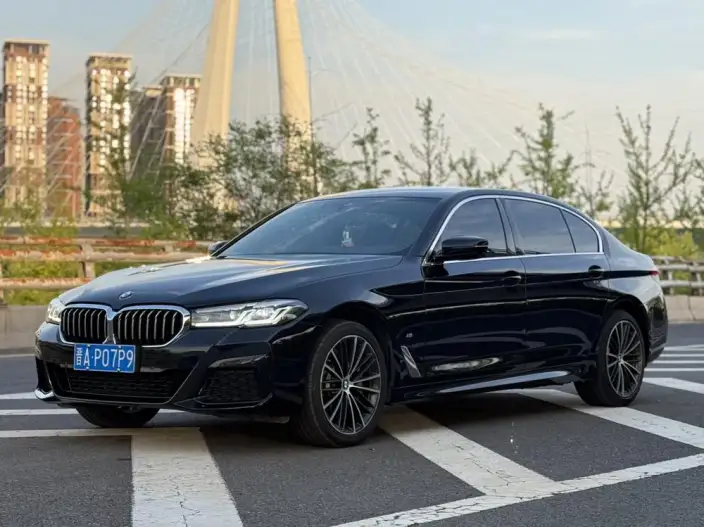 BMW 5 Series 2023 Model 530Li Leading Model M Sports Set – фото 1