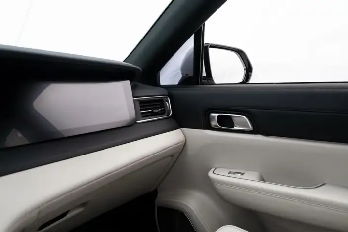 Li Auto ONE 2020 Model Extended Range 6 seat Edition – фото 10