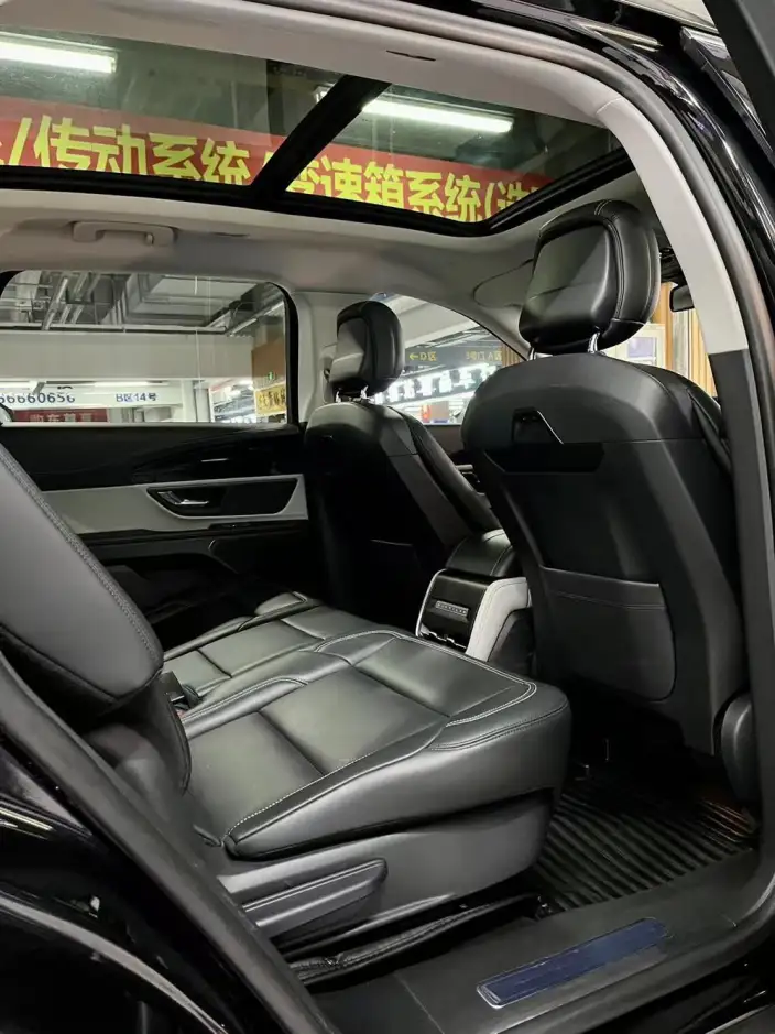Nautilus 2023 Model 2.0T 4WD Exclusive Edition – фото 11
