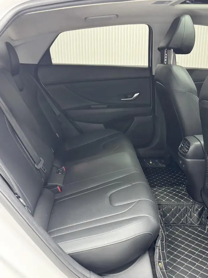 Hyundai Ioniq 2023 Model 1.5L CVT GLX Elite Edition – фото 11