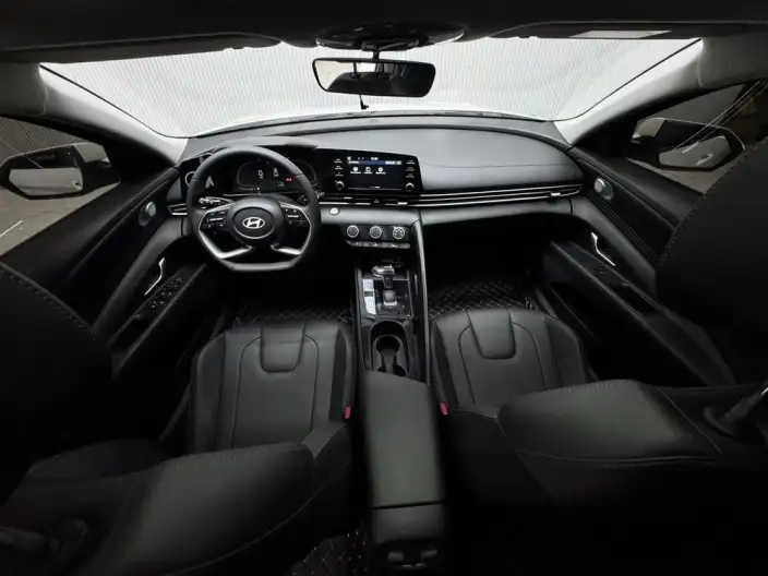 Hyundai Ioniq 2023 Model 1.5L CVT GLX Elite Edition – фото 13