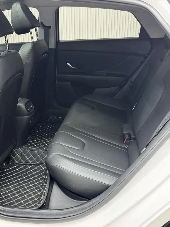 Hyundai Ioniq 2023 Model 1.5L CVT GLX Elite Edition – фото 19