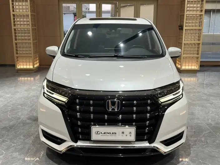 Honda Elysion 2022 Model 2.0L Hybrid Deluxe Edition – фото 2