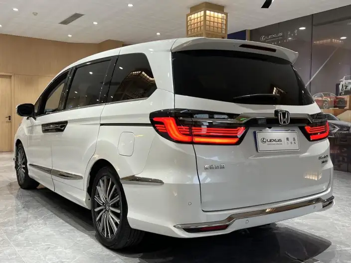 Honda Elysion 2022 Model 2.0L Hybrid Deluxe Edition – фото 4