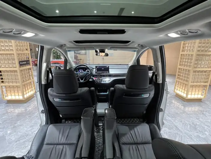 Honda Elysion 2022 Model 2.0L Hybrid Deluxe Edition – фото 9