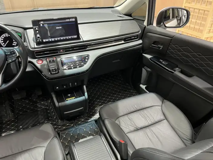 Honda Elysion 2022 Model 2.0L Hybrid Deluxe Edition – фото 11