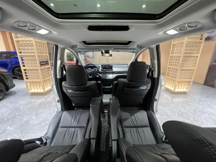 Honda Elysion 2022 Model 2.0L Hybrid Deluxe Edition – фото 18