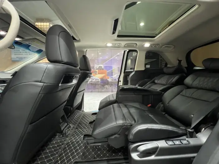Honda Elysion 2022 Model 2.0L Hybrid Deluxe Edition – фото 20