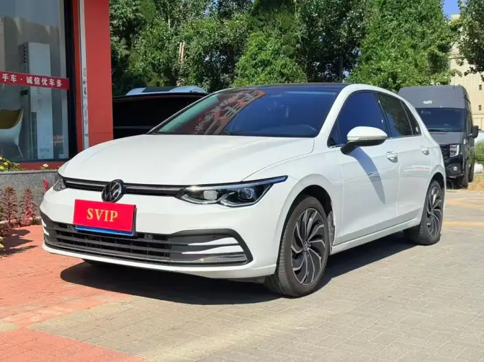 Volkswagen Golf 2021 Model 280TSI DSG Pro – фото 1