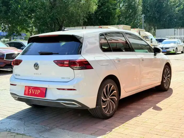Volkswagen Golf 2021 Model 280TSI DSG Pro – фото 4
