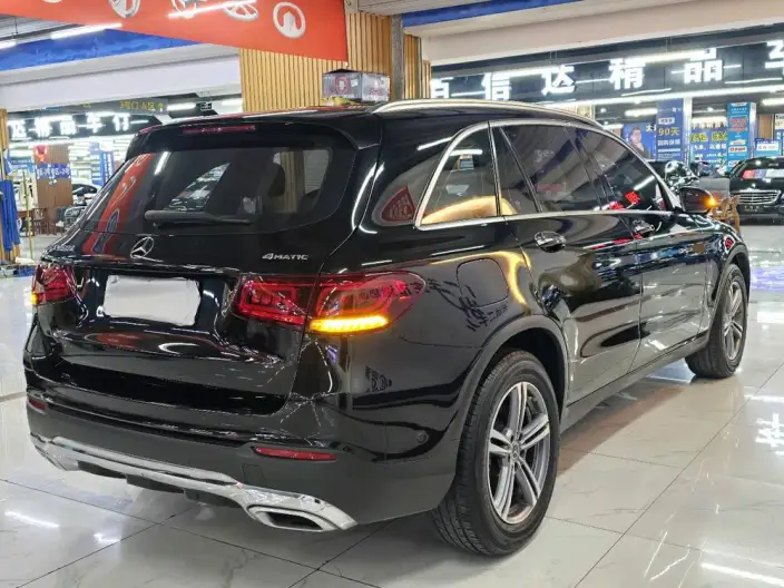 Mercedes-Benz GLC 2021 Model GLC 260 L 4MATIC Dynamic Model – фото 6