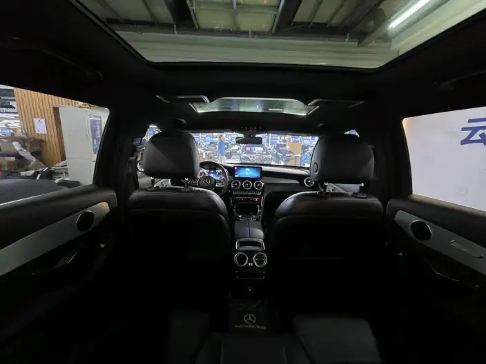 Mercedes-Benz GLC 2021 Model GLC 260 L 4MATIC Dynamic Model – фото 7