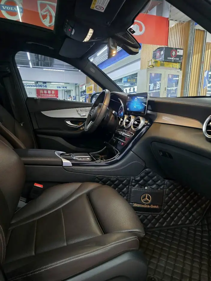 Mercedes-Benz GLC 2021 Model GLC 260 L 4MATIC Dynamic Model – фото 14