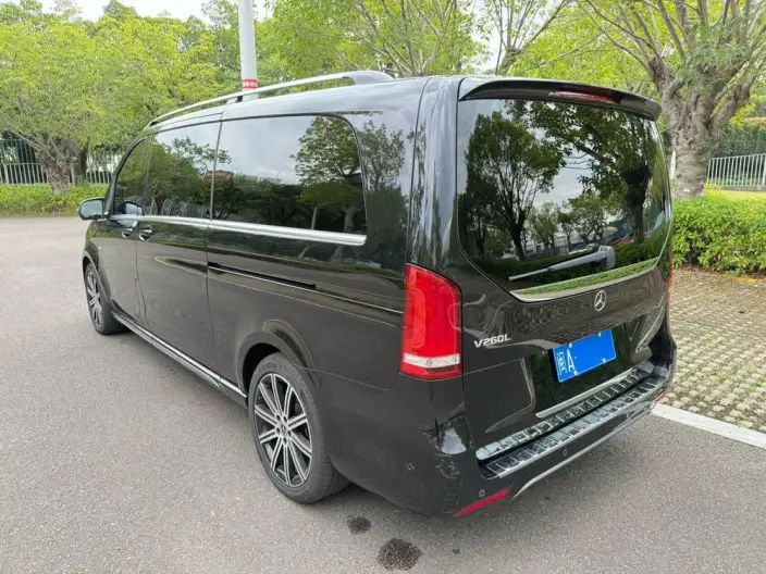 Mercedes-Benz V-Class 2022 Model V 260 L Long wheelbase Deluxe Edition – фото 5