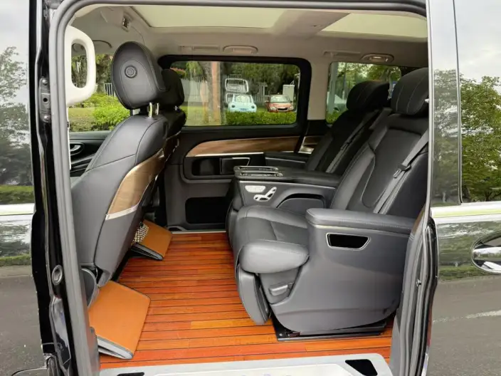 Mercedes-Benz V-Class 2022 Model V 260 L Long wheelbase Deluxe Edition – фото 17