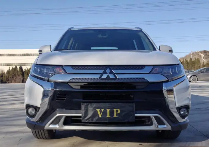 Mitsubishi Outlander 2020 Model 2.4L 4WD Enjoy Edition 5 seat – фото 2