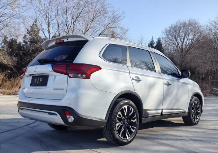 Mitsubishi Outlander 2020 Model 2.4L 4WD Enjoy Edition 5 seat – фото 6