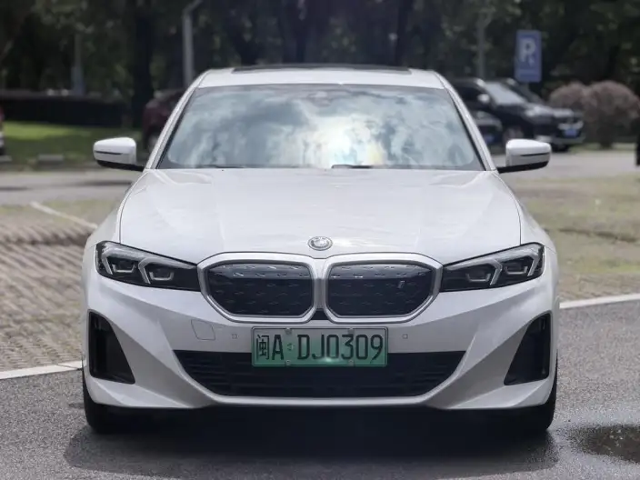 BMW i3 2023 Model eDrive35L – фото 2