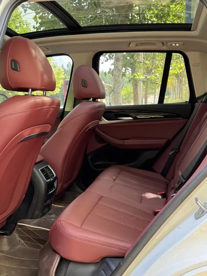 BMW iX3 2024 Model Leading Model – фото 7