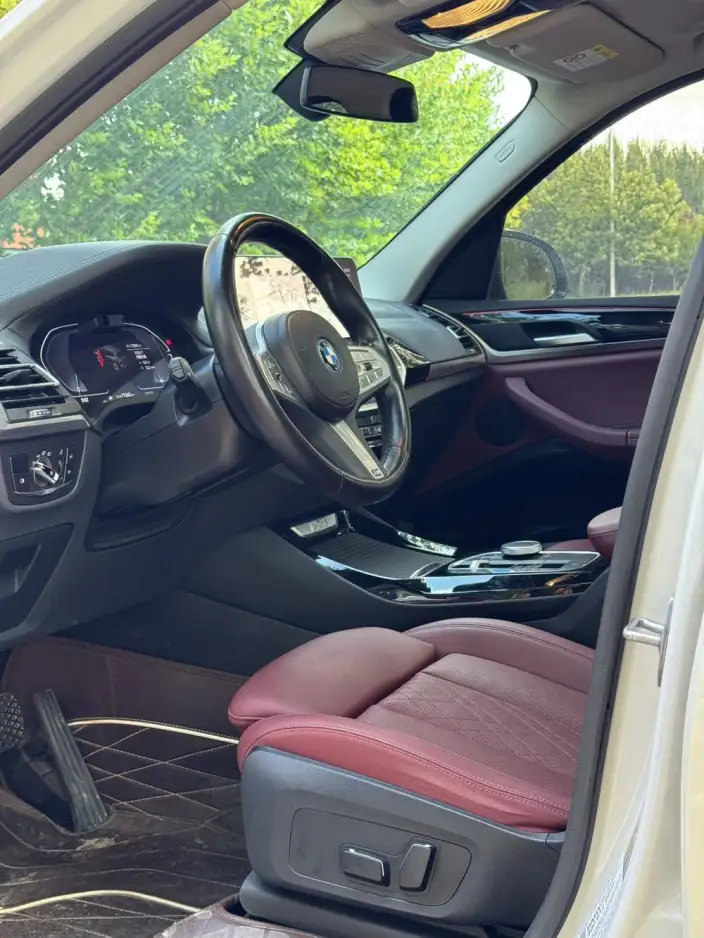 BMW iX3 2024 Model Leading Model – фото 9