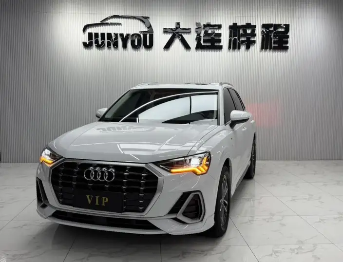 AUDI Q3 2022 Model 35 TFSI Enterprising Dynamic Model – фото 1