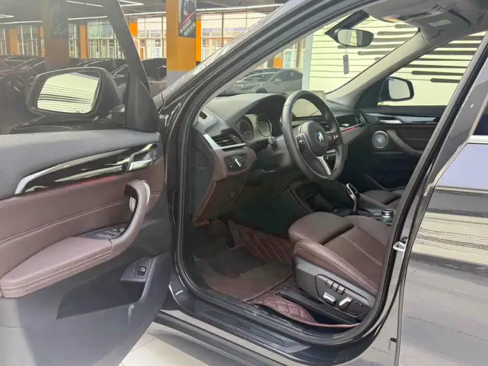 BMW X1 2021 Model Facelift sDrive25Li Leading Model – фото 8