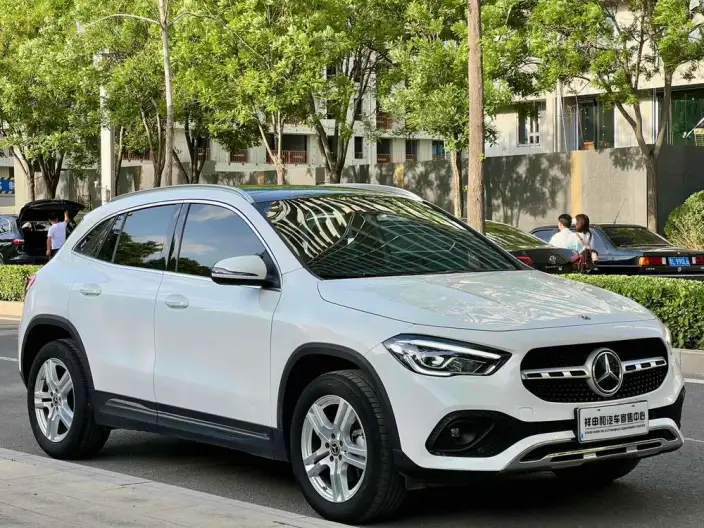 Mercedes-Benz GLA 2022 Model GLA 200 – фото 3