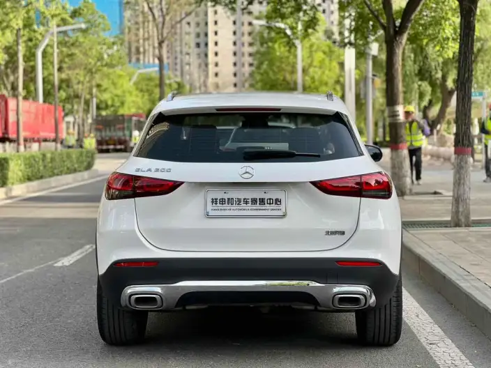 Mercedes-Benz GLA 2022 Model GLA 200 – фото 5