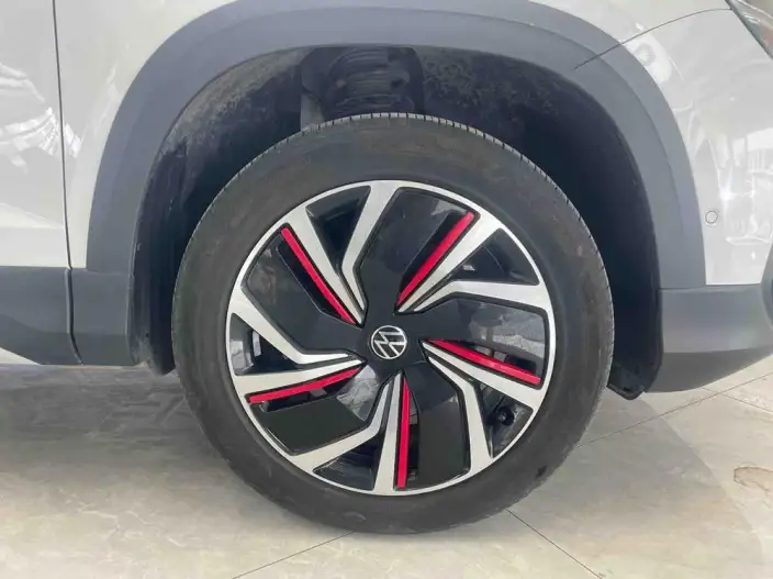 Volkswagen Tharu 2024 Model 300TSI 2WD Crescent Moon Edition – фото 4