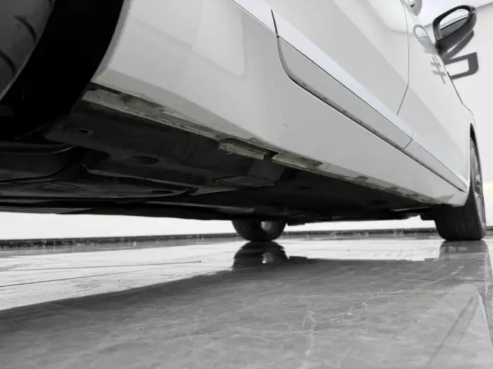 Volkswagen CC 2024 Model 380TSI Eye-catching version – фото 13