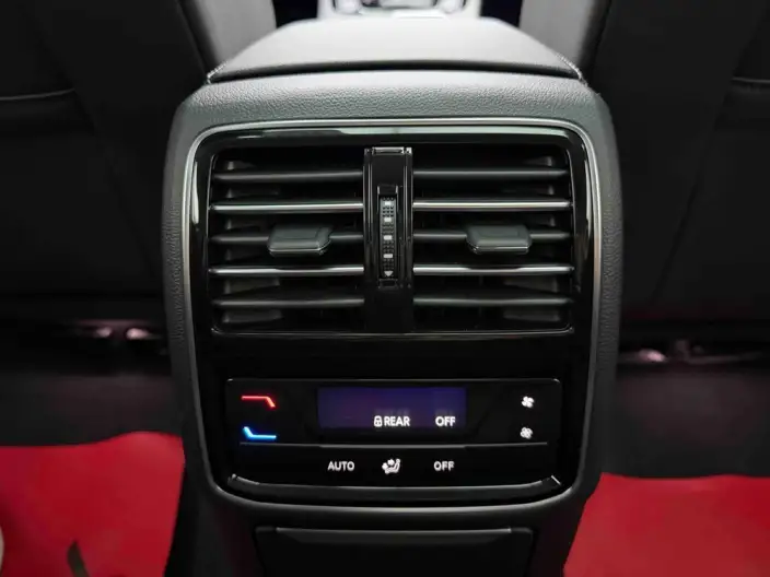 Volkswagen CC 2024 Model 380TSI Eye-catching version – фото 16