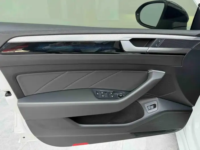 Volkswagen CC 2024 Model 380TSI Eye-catching version – фото 18